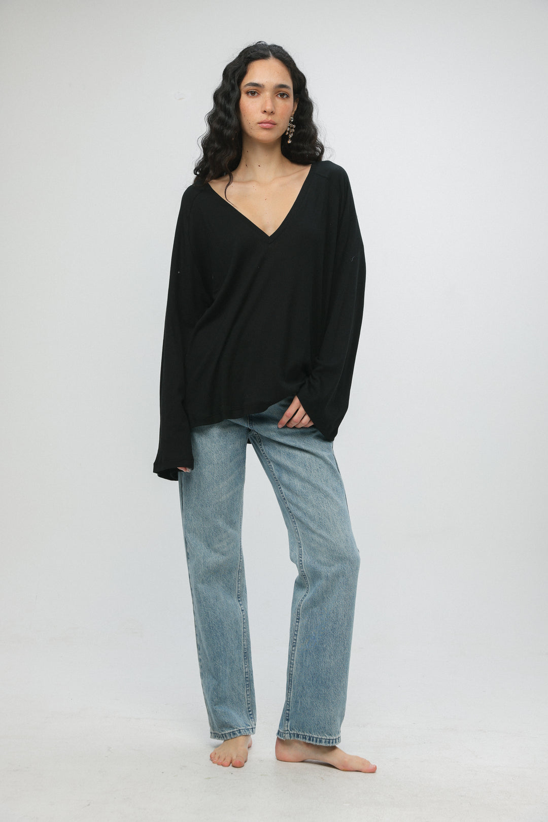 Clean10 Black Rib V Shirt