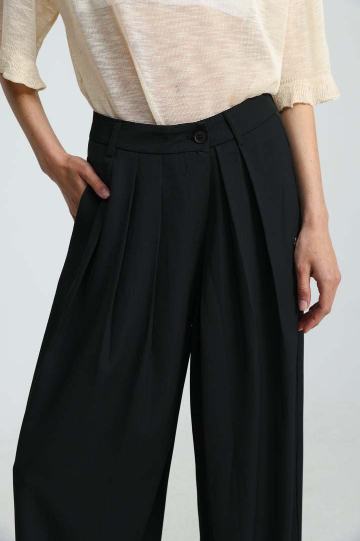Todi Black Bottoms