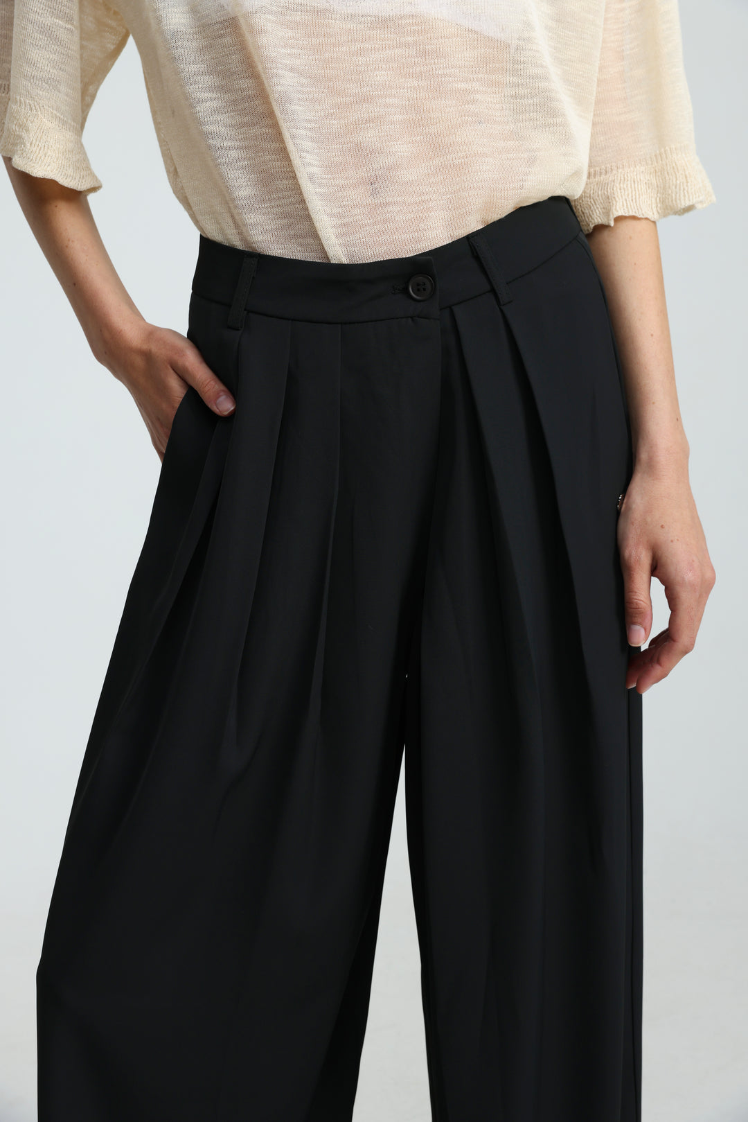Todi Black Bottoms