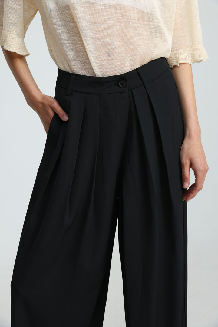 Todi Black Bottoms