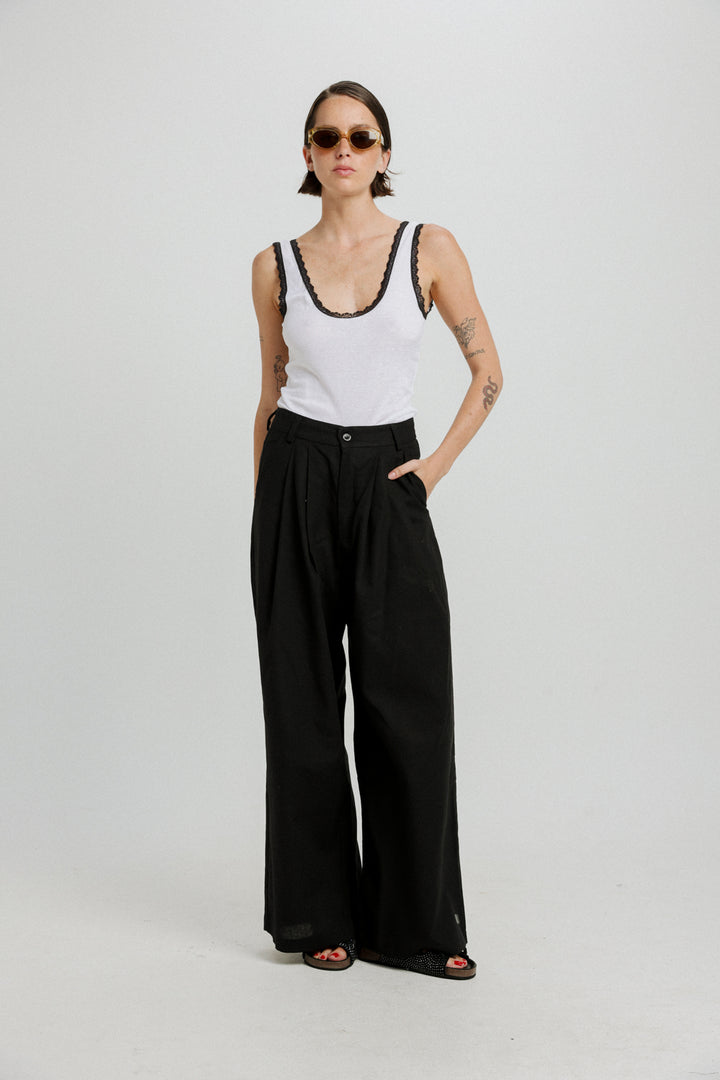 Linen Black Bottoms