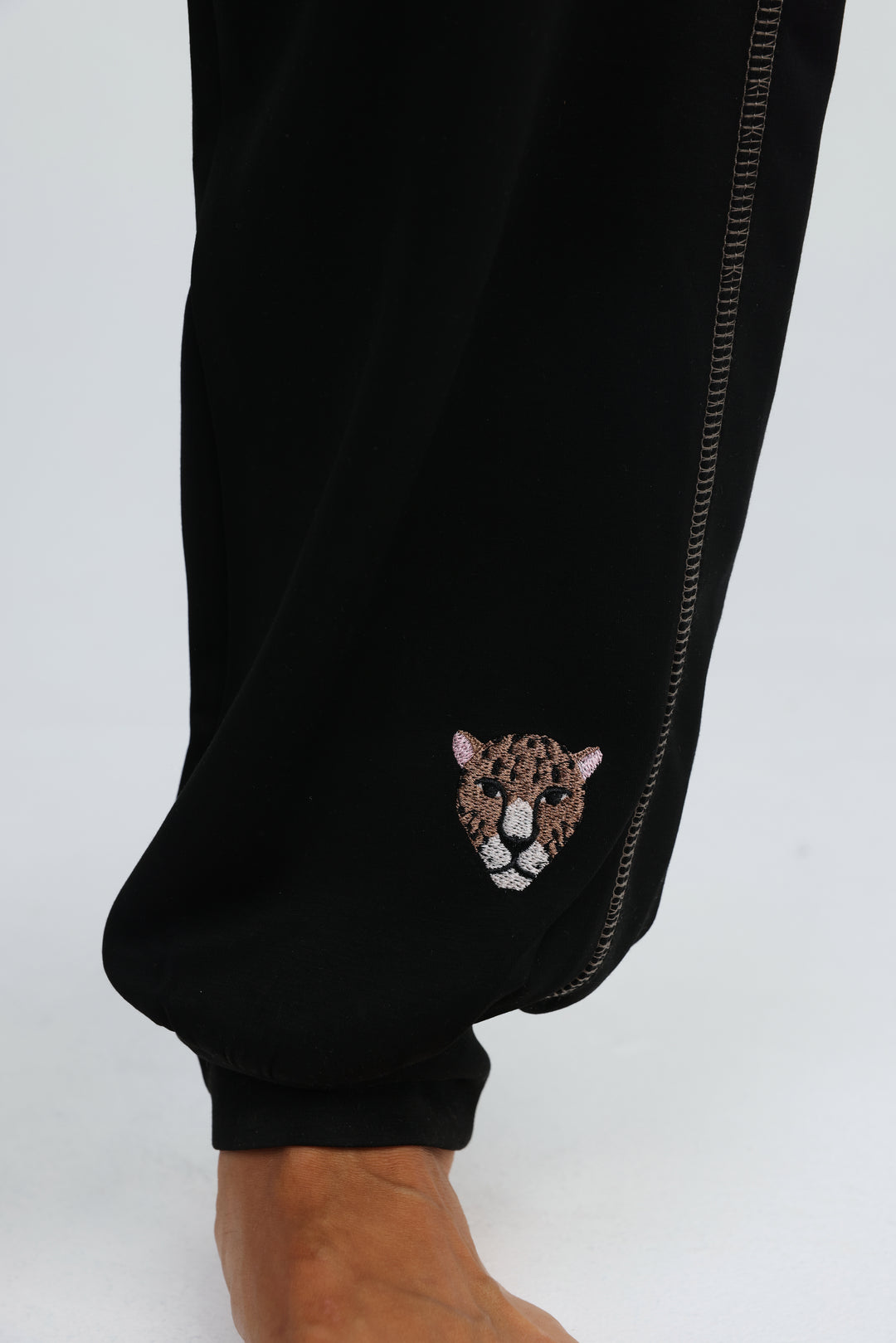Clean61 Black Joggers