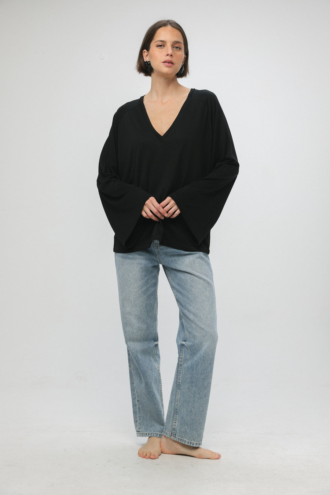 Clean10 Black V Shirt