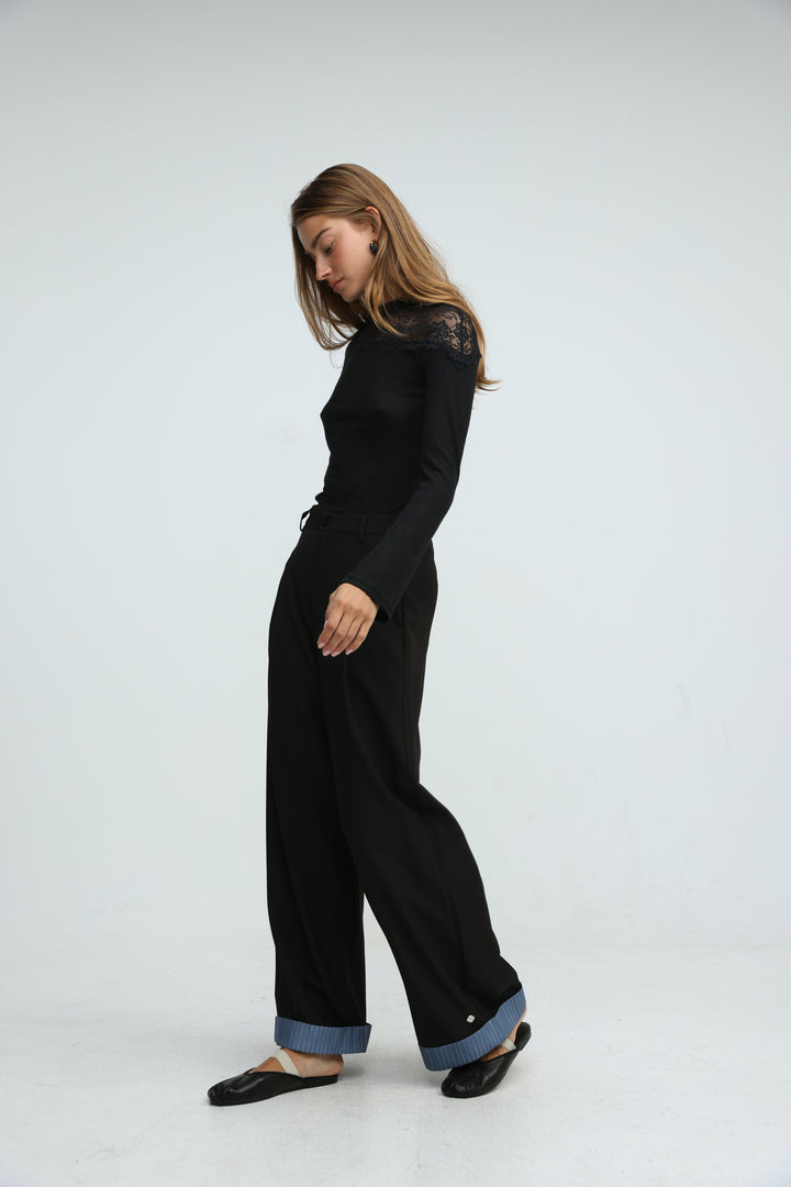 Case Black Shirt