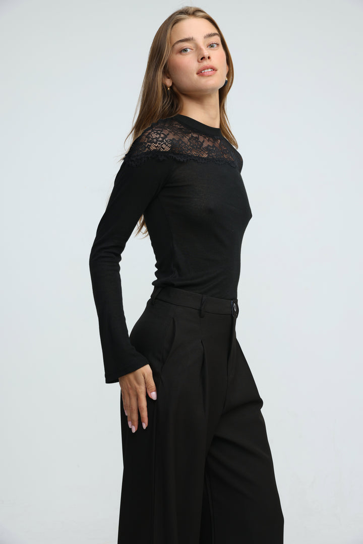 Case Black Shirt
