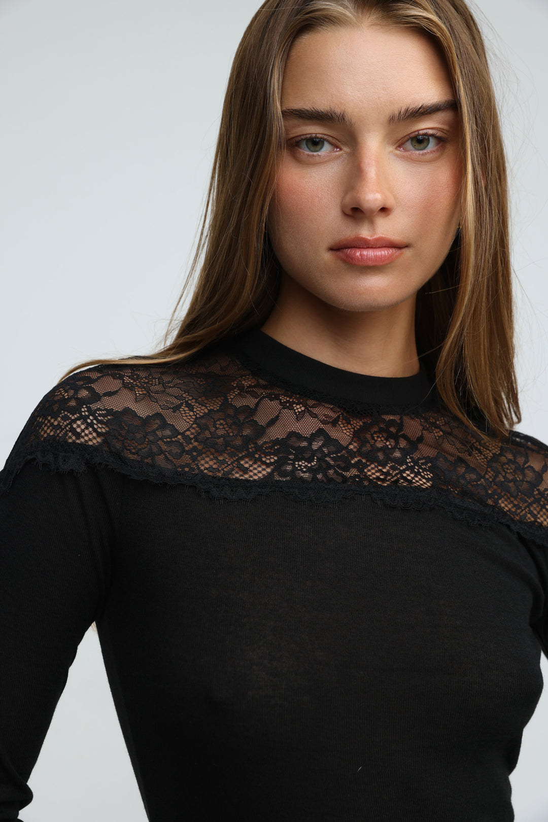 Case Black Shirt