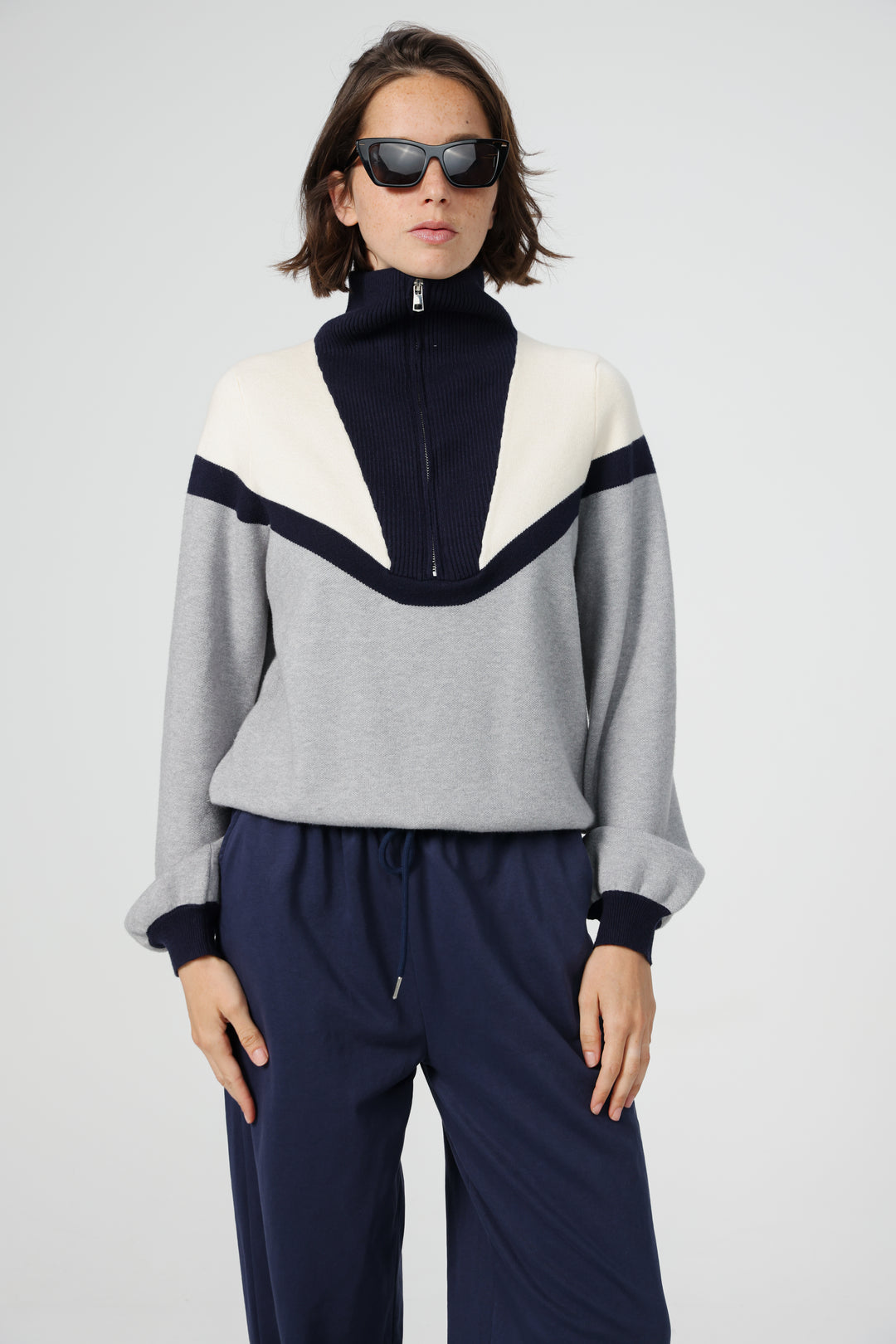 Peer Navy Sweater