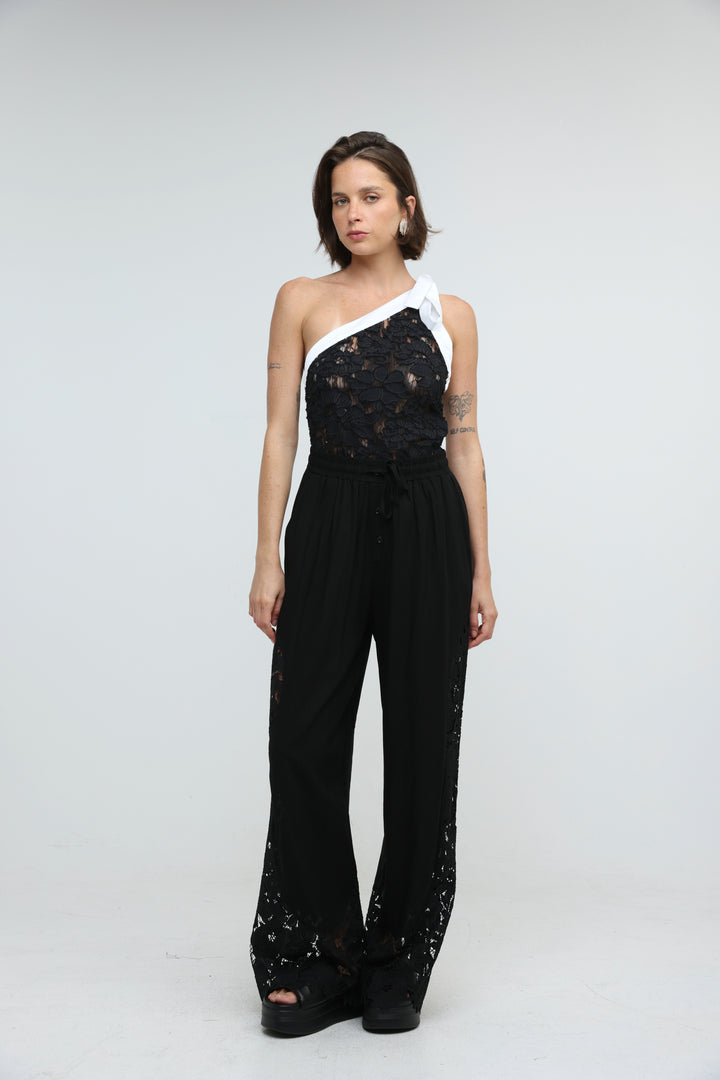Lace Detail Black Bottoms