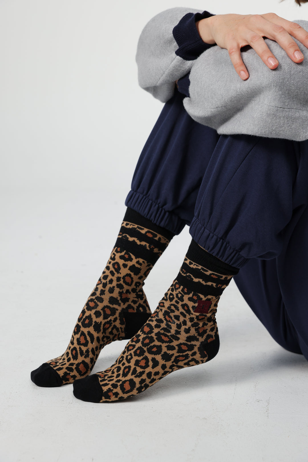 EE Leopard/Black Socks