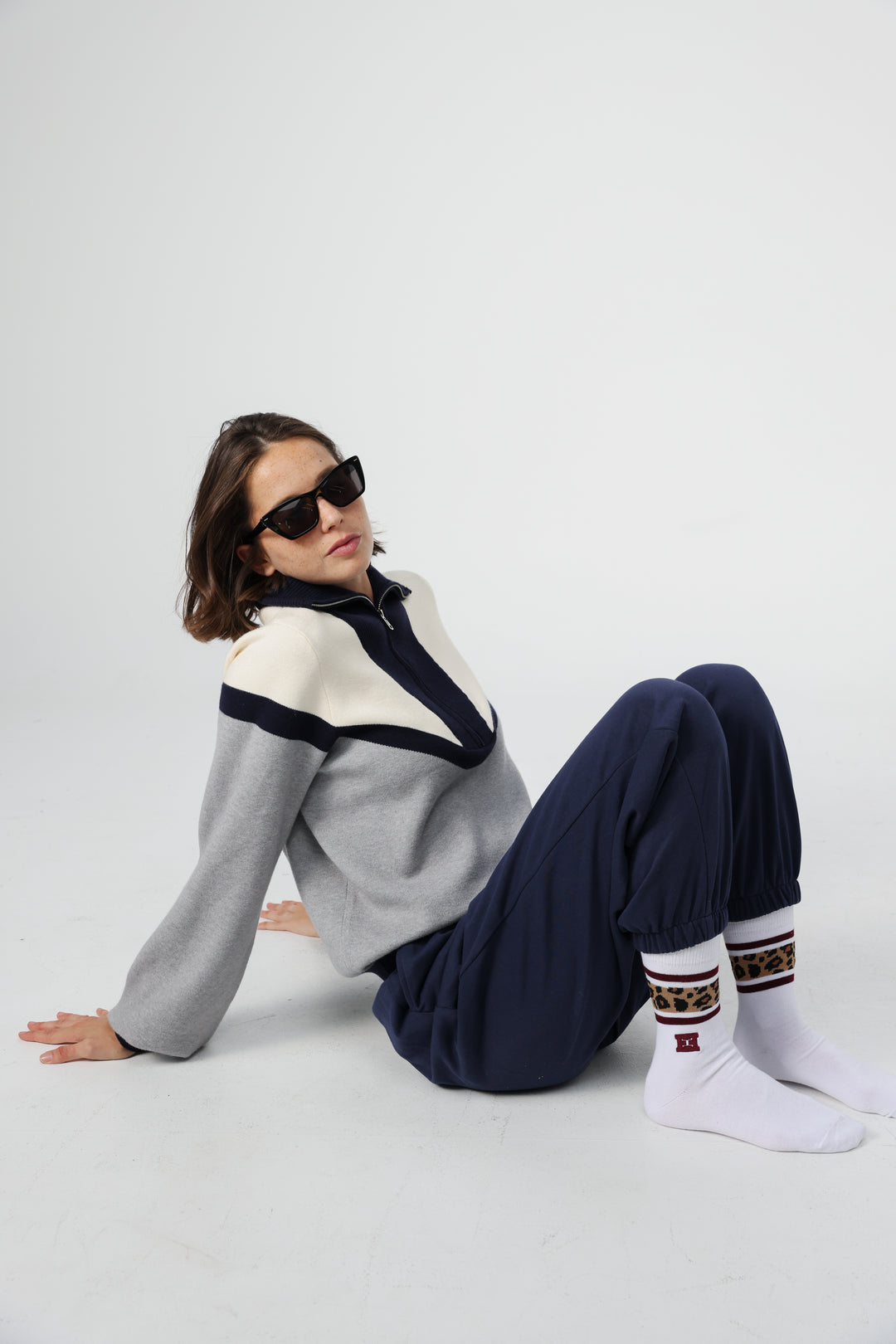 EE White/Leopard Socks