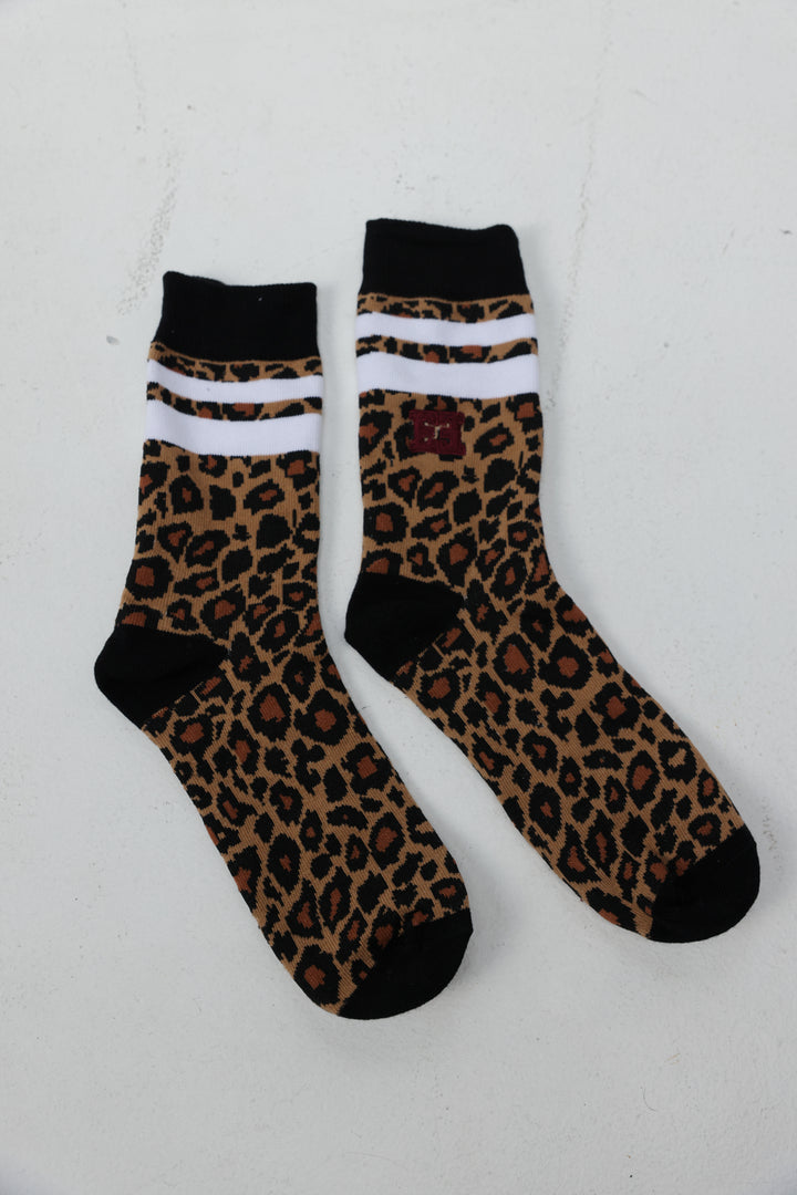 EE Leopard/White Socks