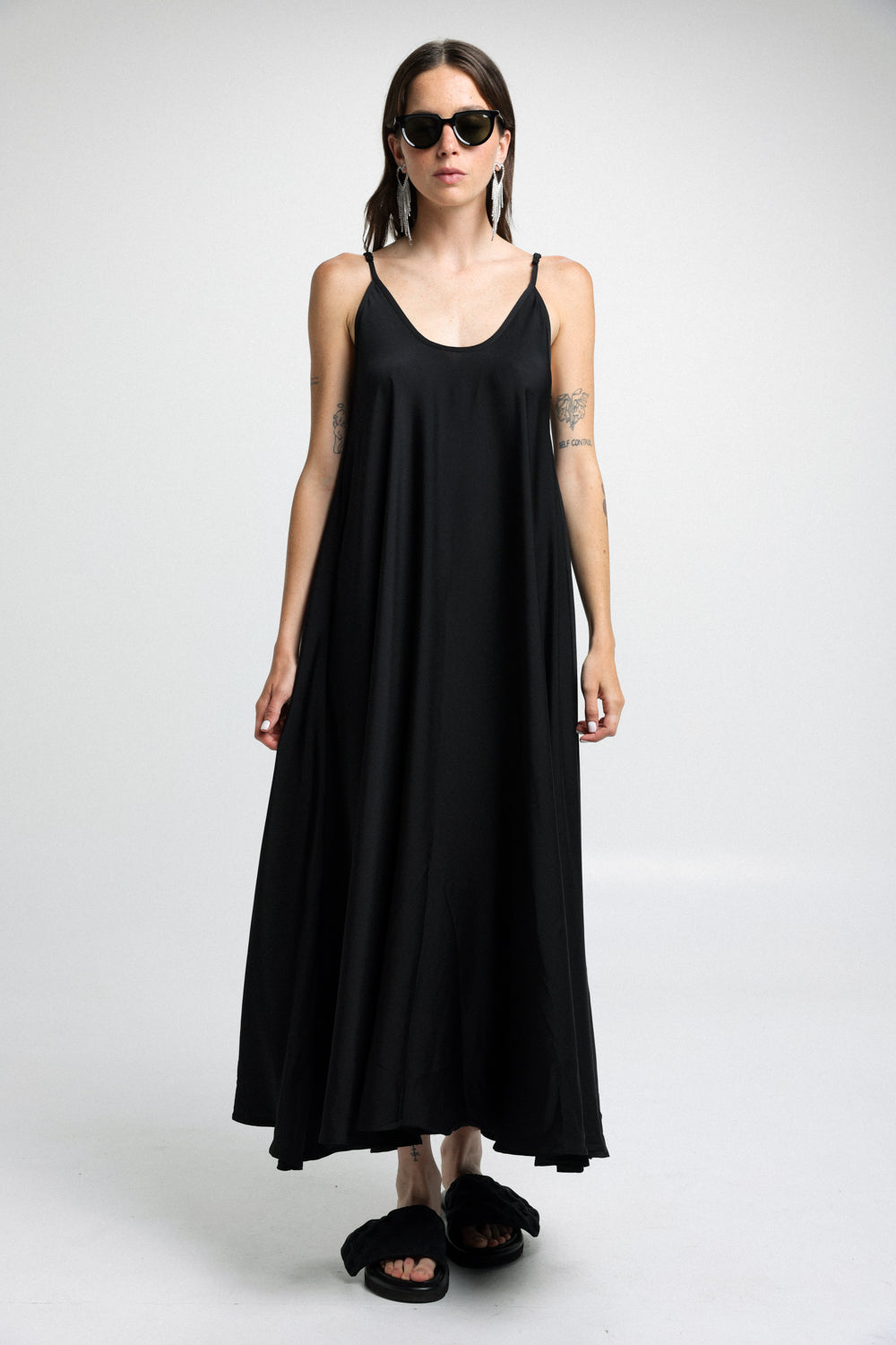 שמלת קיץ מקסי Summer Black Dress