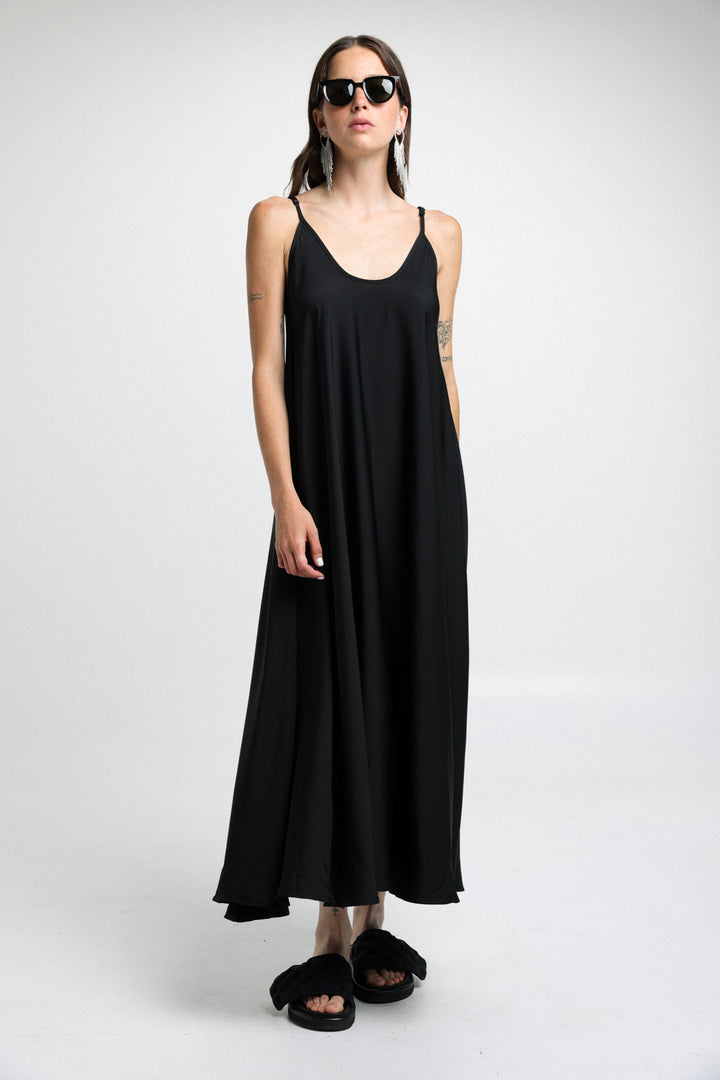 שמלת מקסי שחורה Summer Black Dress 