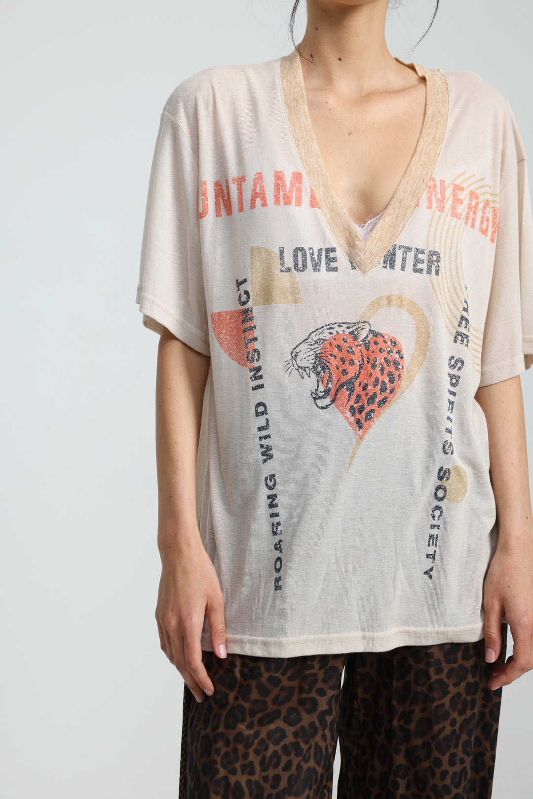 Jungle Beige V T-Shirt