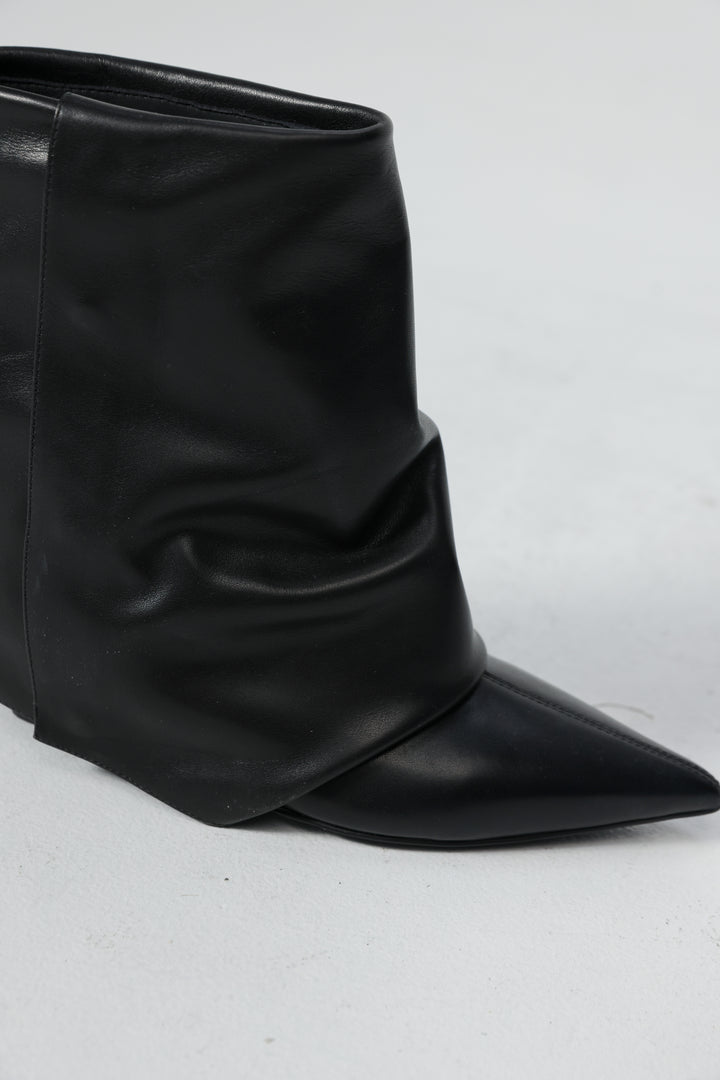 מגף שחור 100% עור Black Leather Boots 