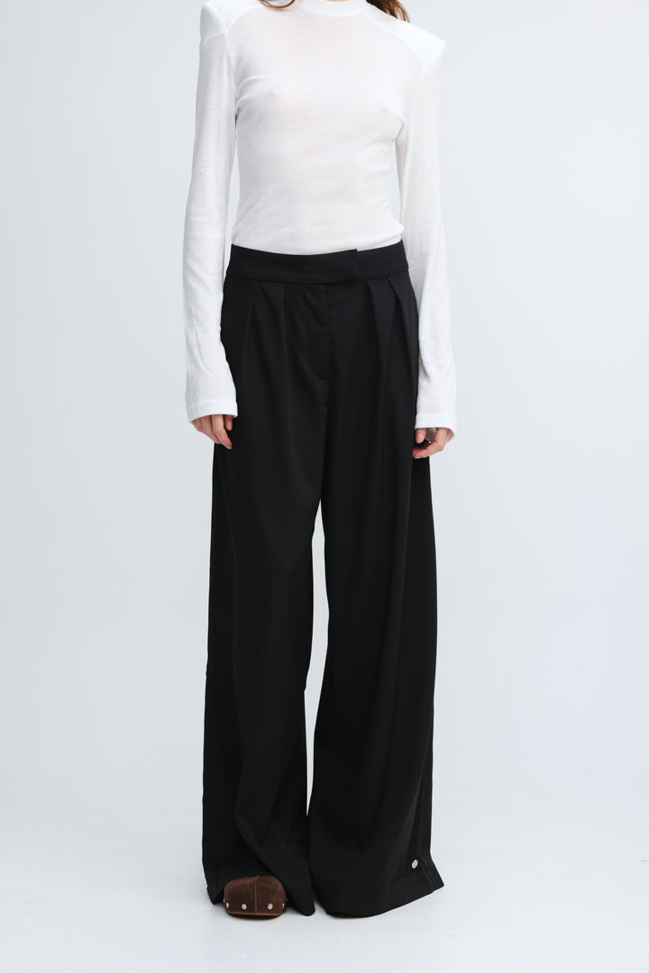 Contract Black Bottoms