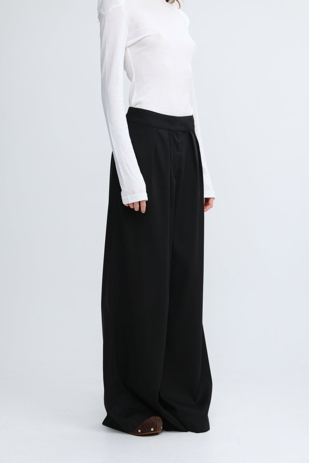 Contract Black Bottoms