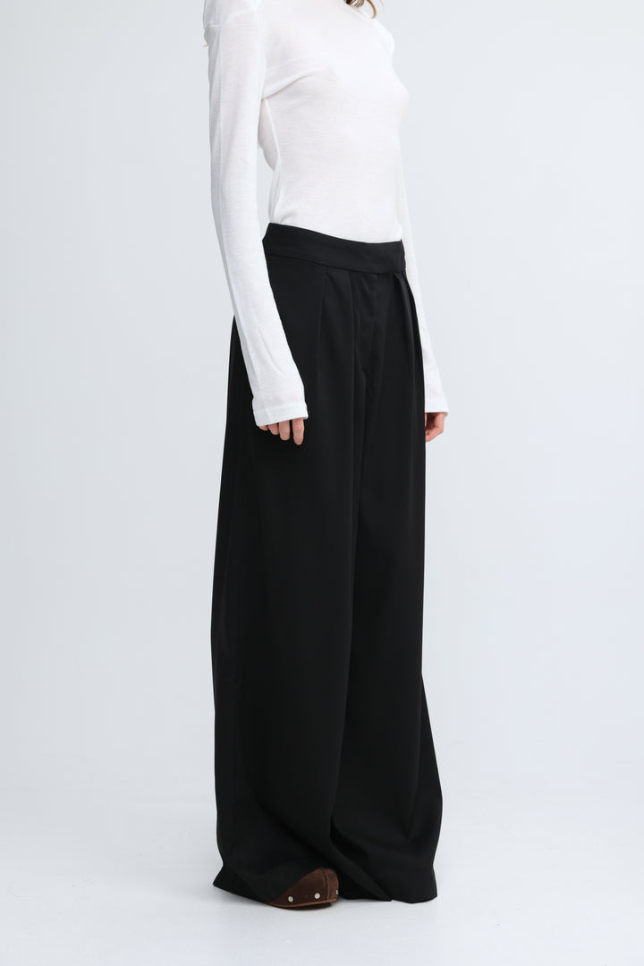 Contract Black Bottoms