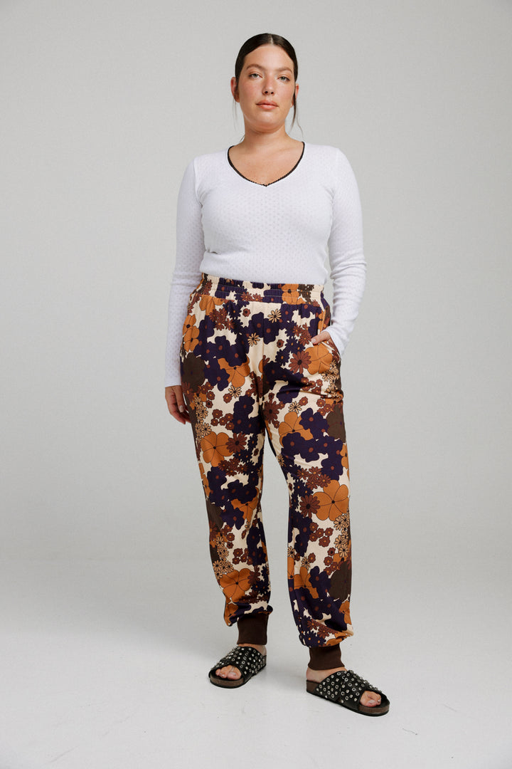 Comfort Floral Joggers