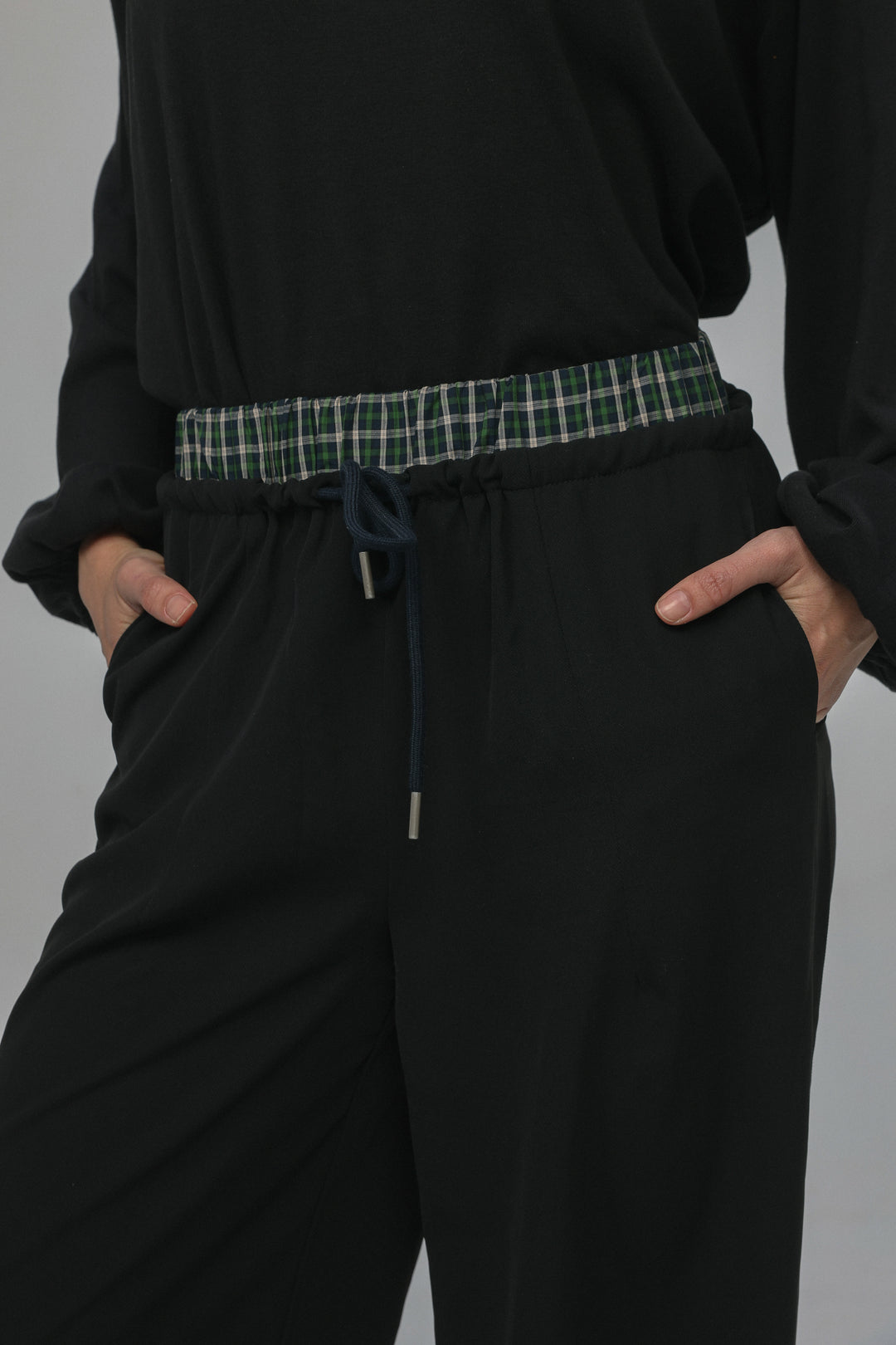 Box Black Bottoms