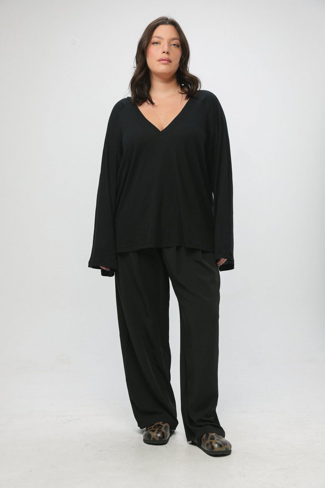 Clean10 White Rib V Shirt