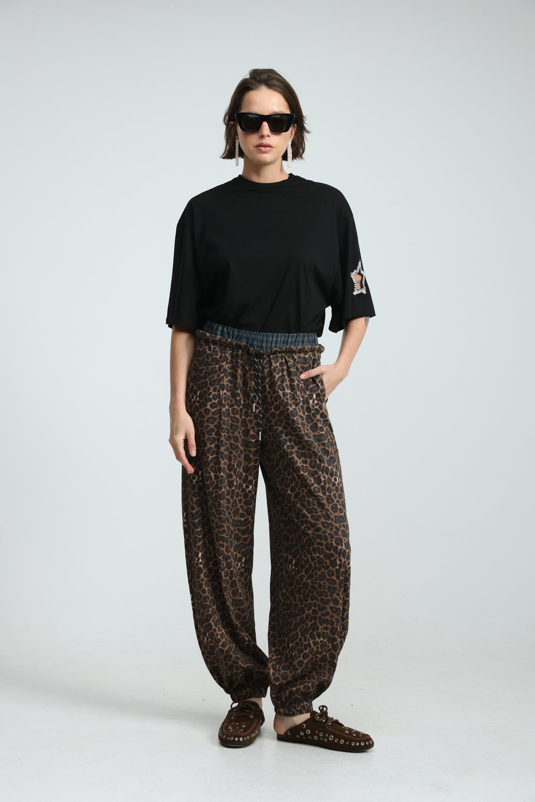 Vibes Leopard Joggers