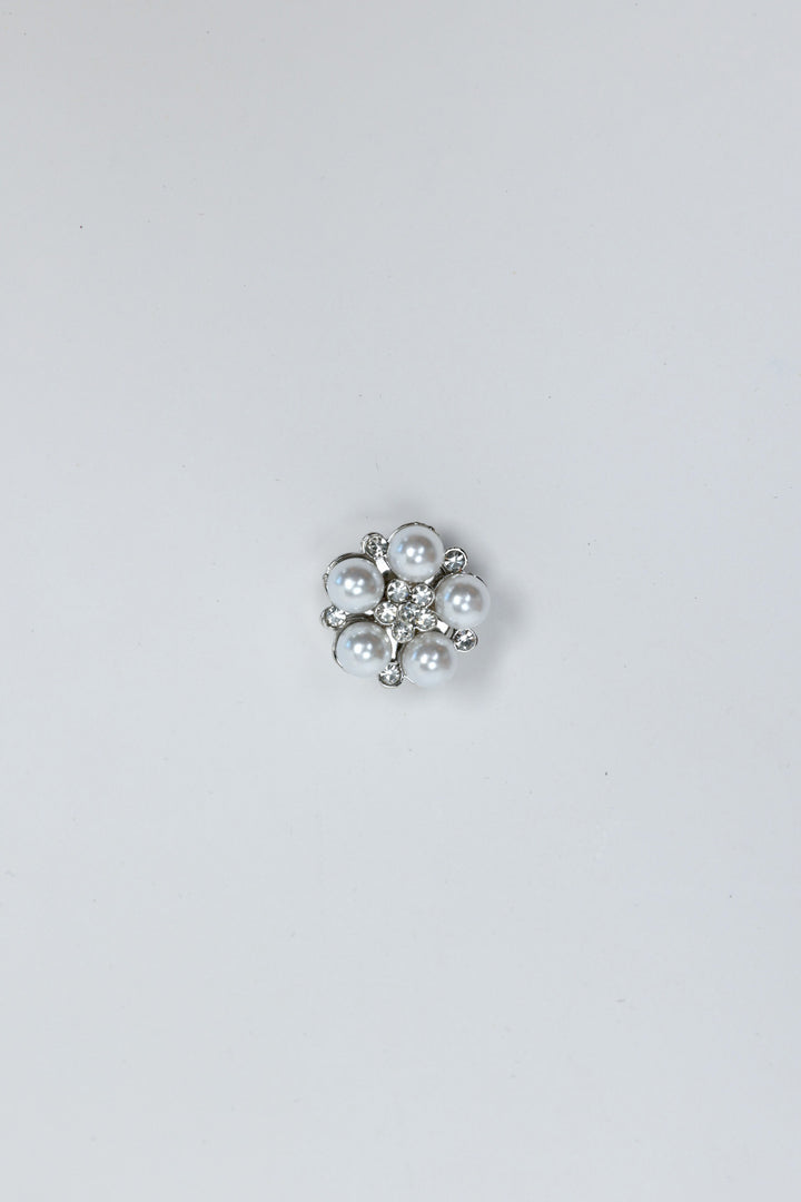 Pearl Flower Button