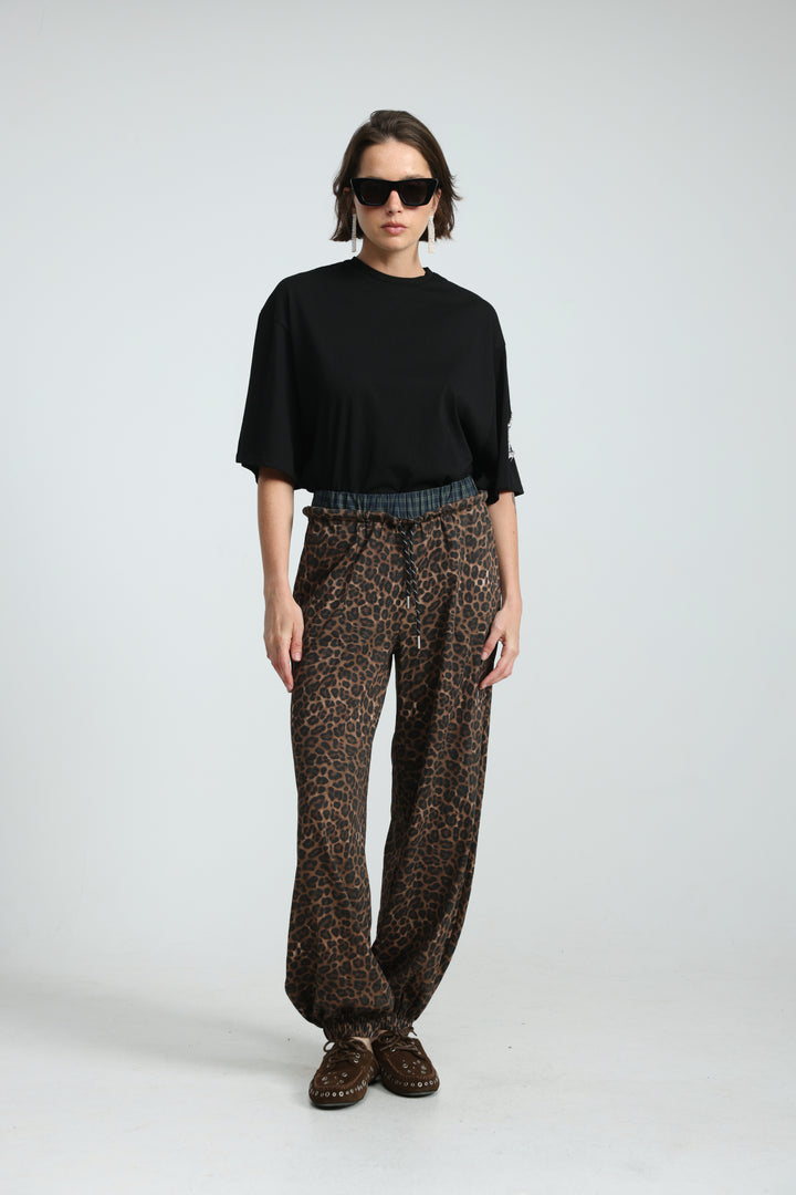 Vibes Leopard Joggers