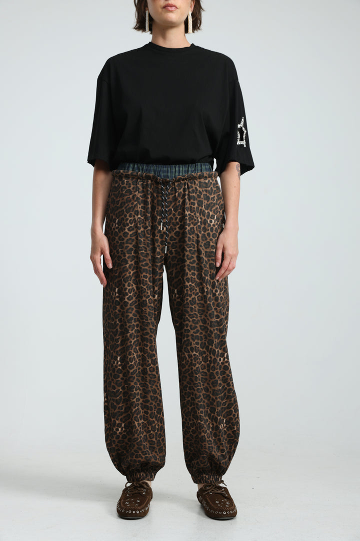Vibes Leopard Joggers