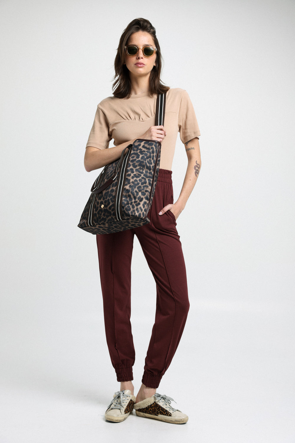 תיק מנומר לנשים דגם Sporty Leopard Bag