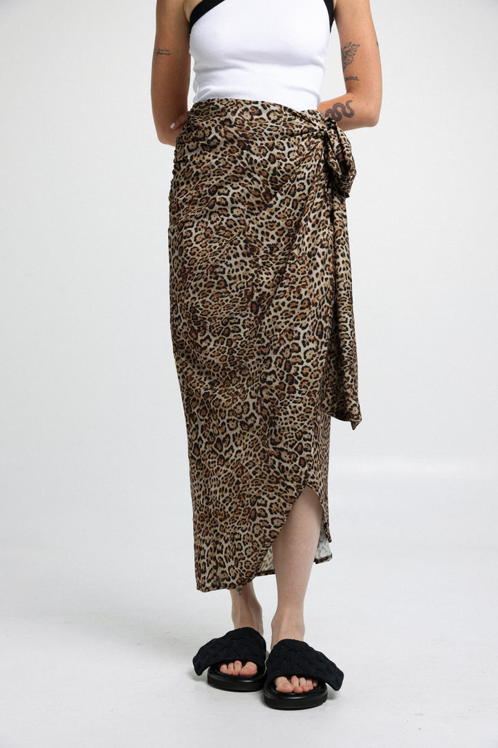  EE Leopard Skirt חצאית מידי מעטפת בצבע מנומר