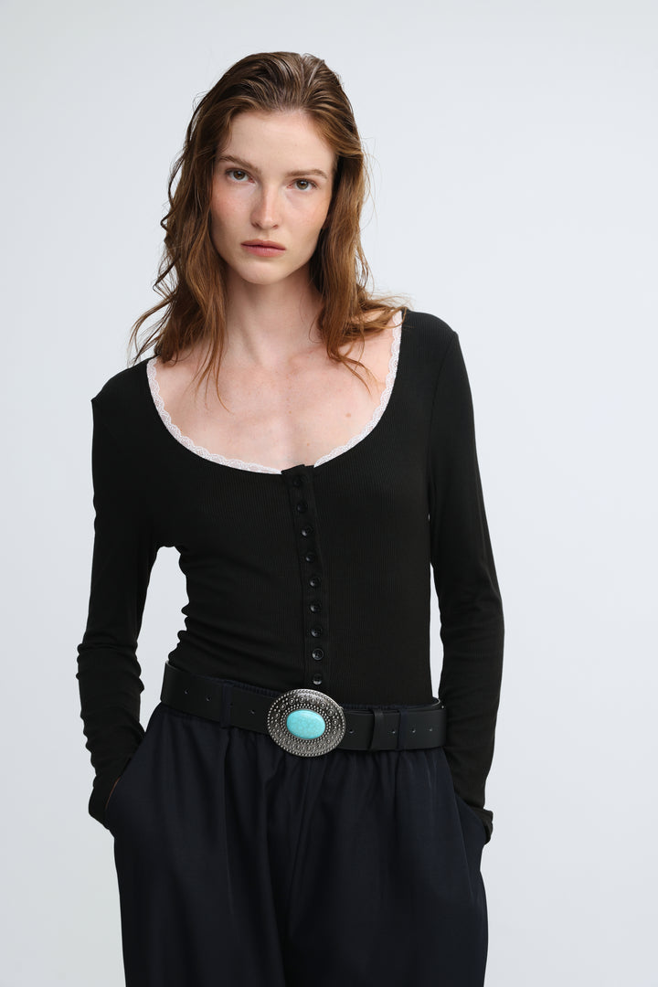 Associate Black/White Shirt