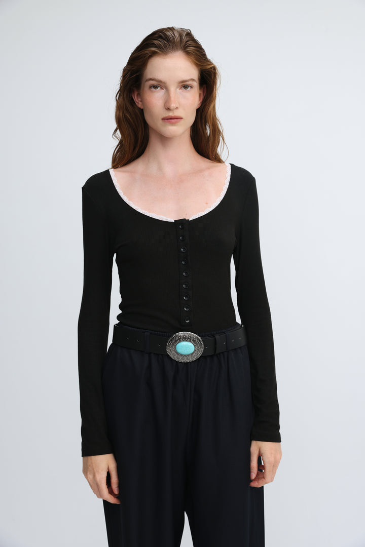 Associate Black/White Shirt