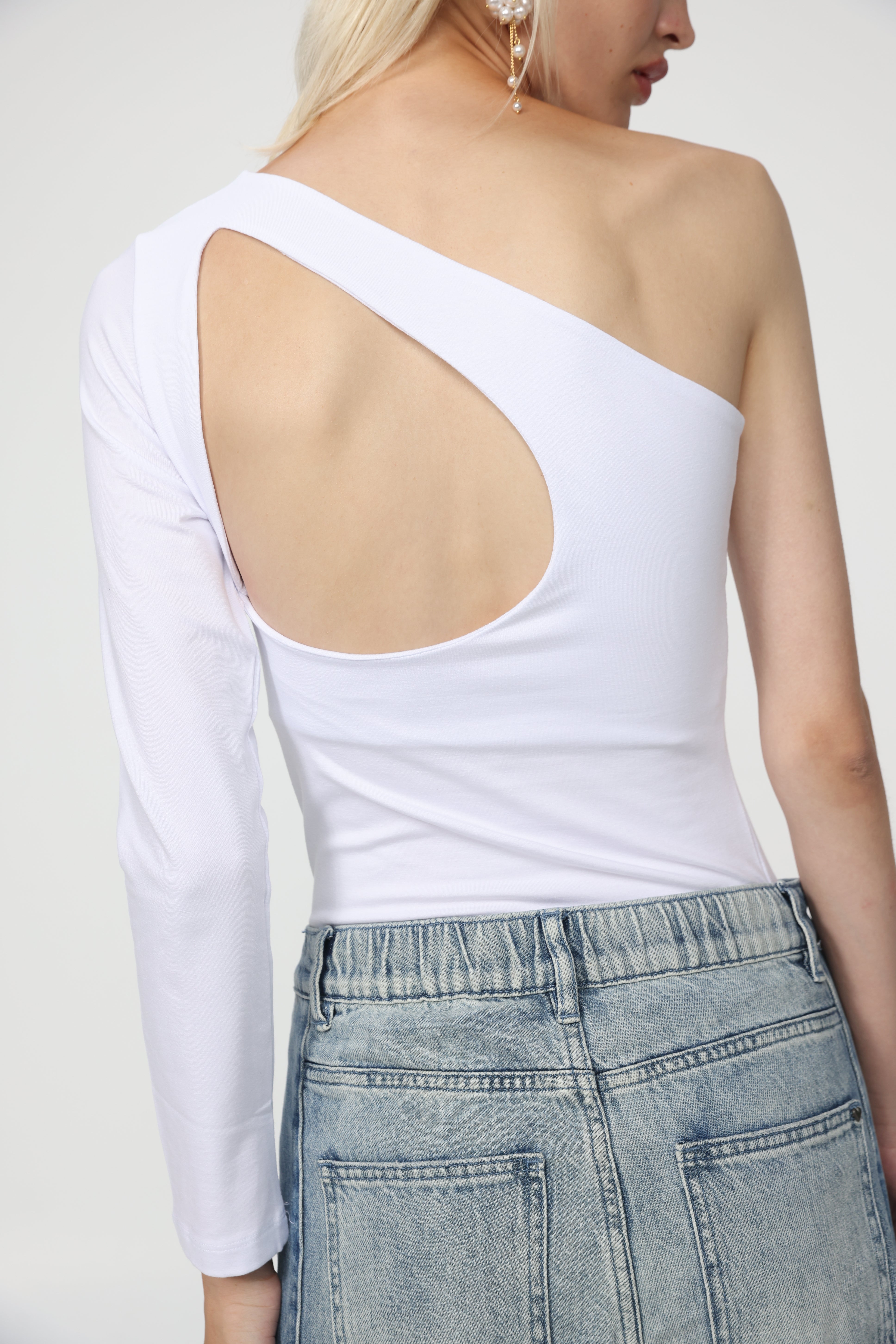 Tennis White One Shoulder Top – SEESTARZ