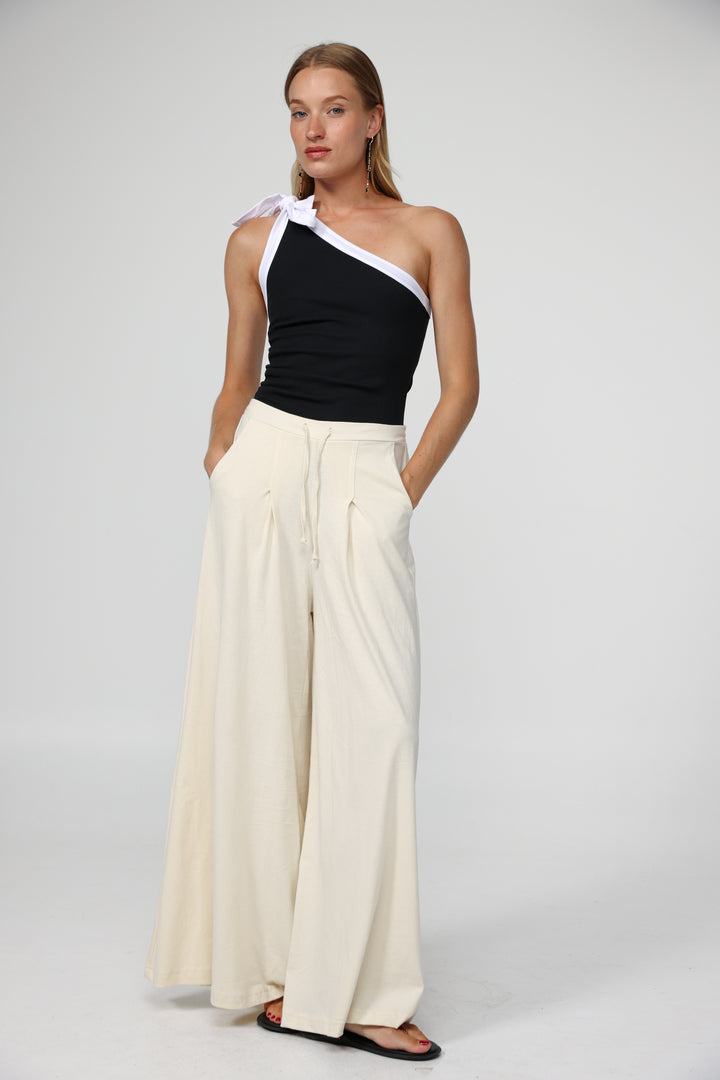 Tie Black&White One Shoulder Top