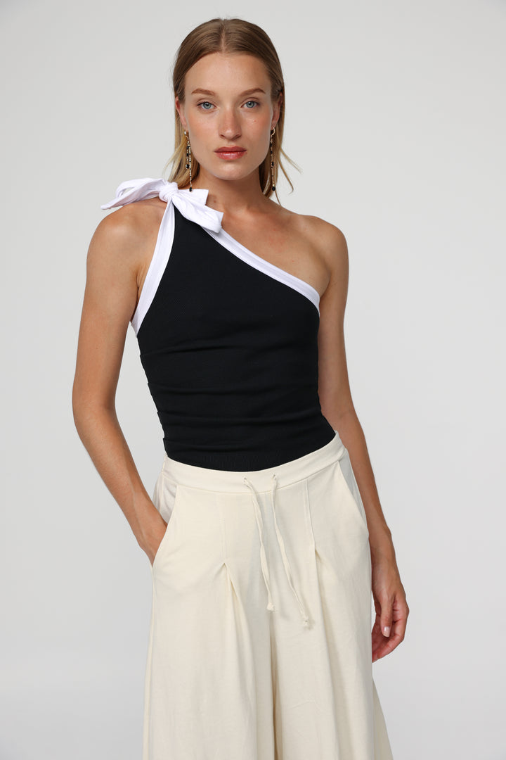Tie Black&White One Shoulder Top