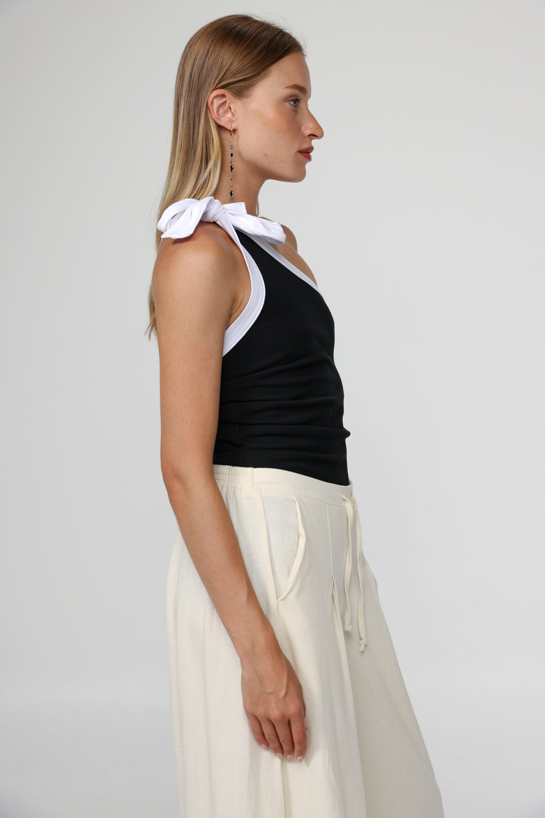 Tie Black&White One Shoulder Top