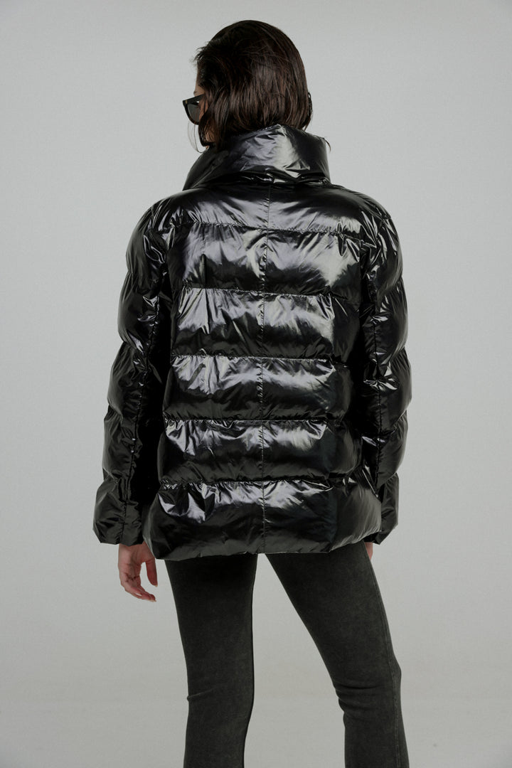 מעיל שחור ניילון גב Quilted Black Coat