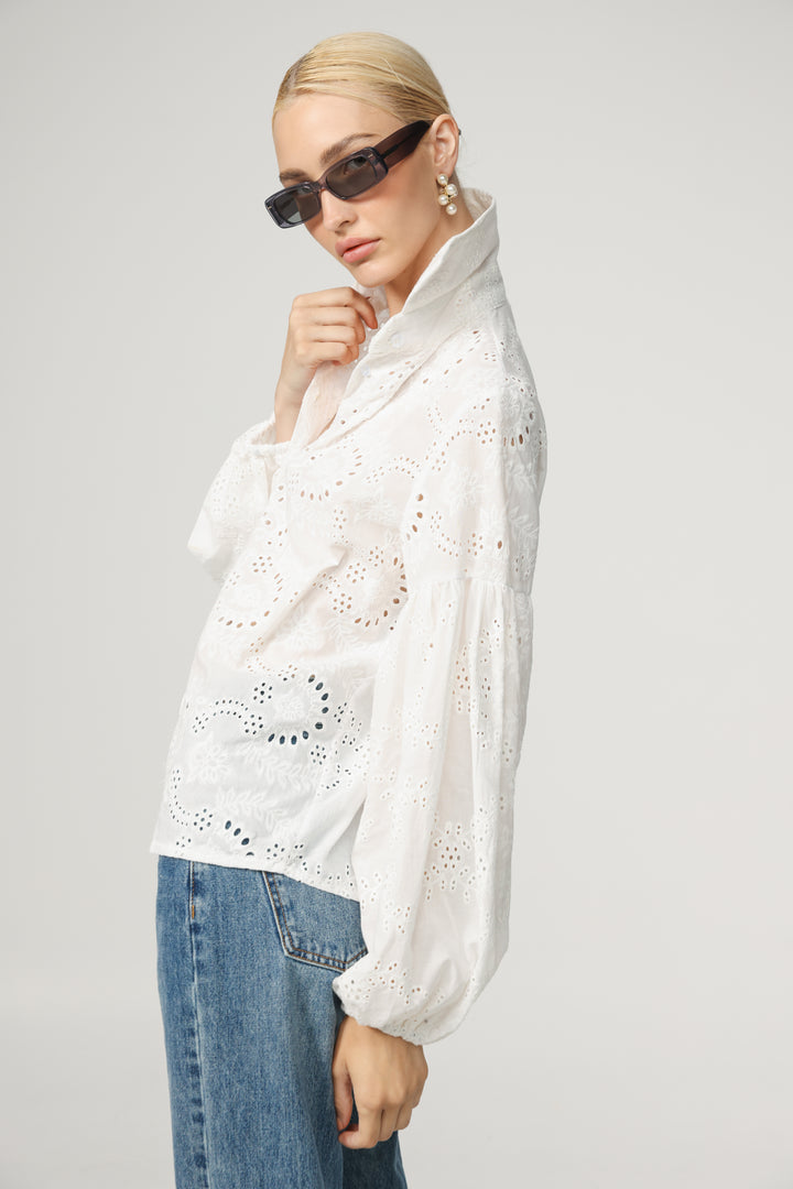 Balloon Embroidered White Buttoned Shirt