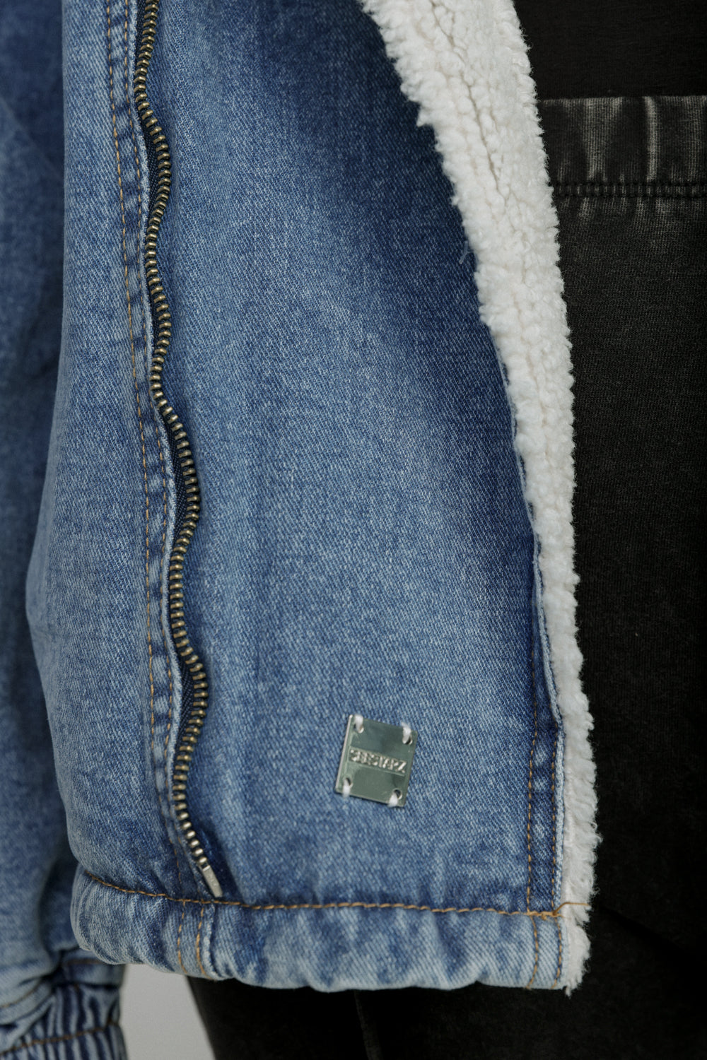 ג'קט ג'ינס לנשים סיסטרז Regent Blue Denim Jacket