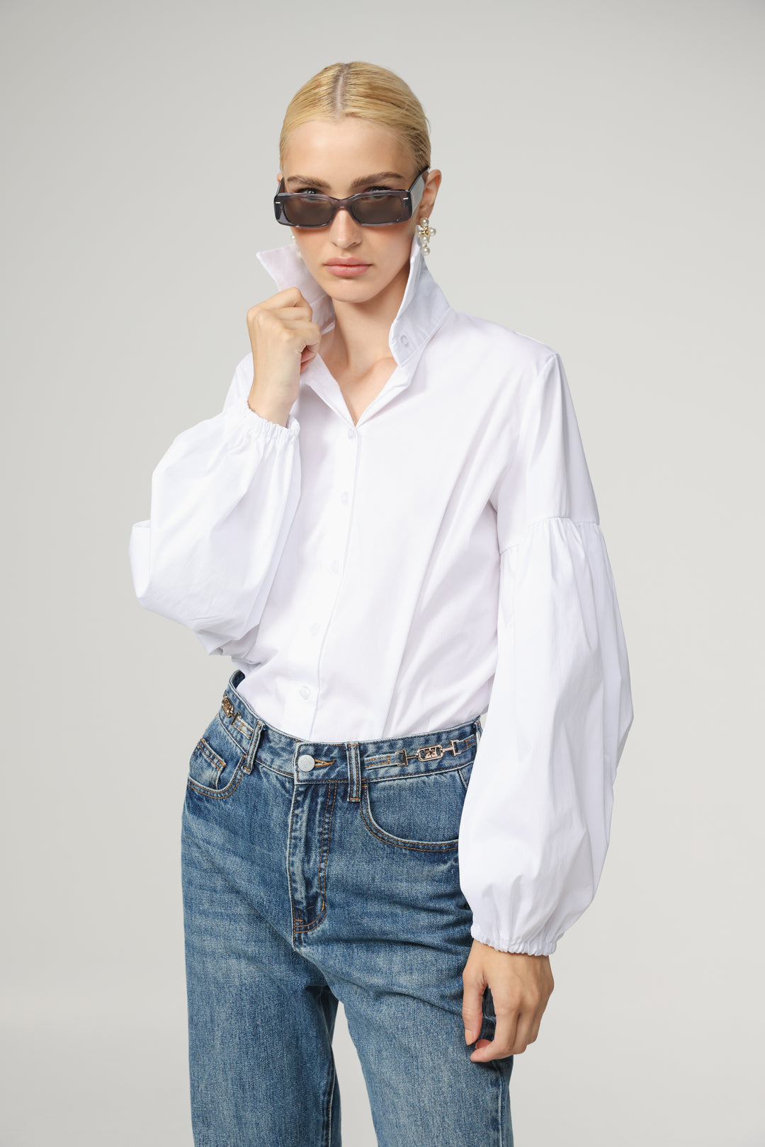 Balloon White Buttoned Shirt