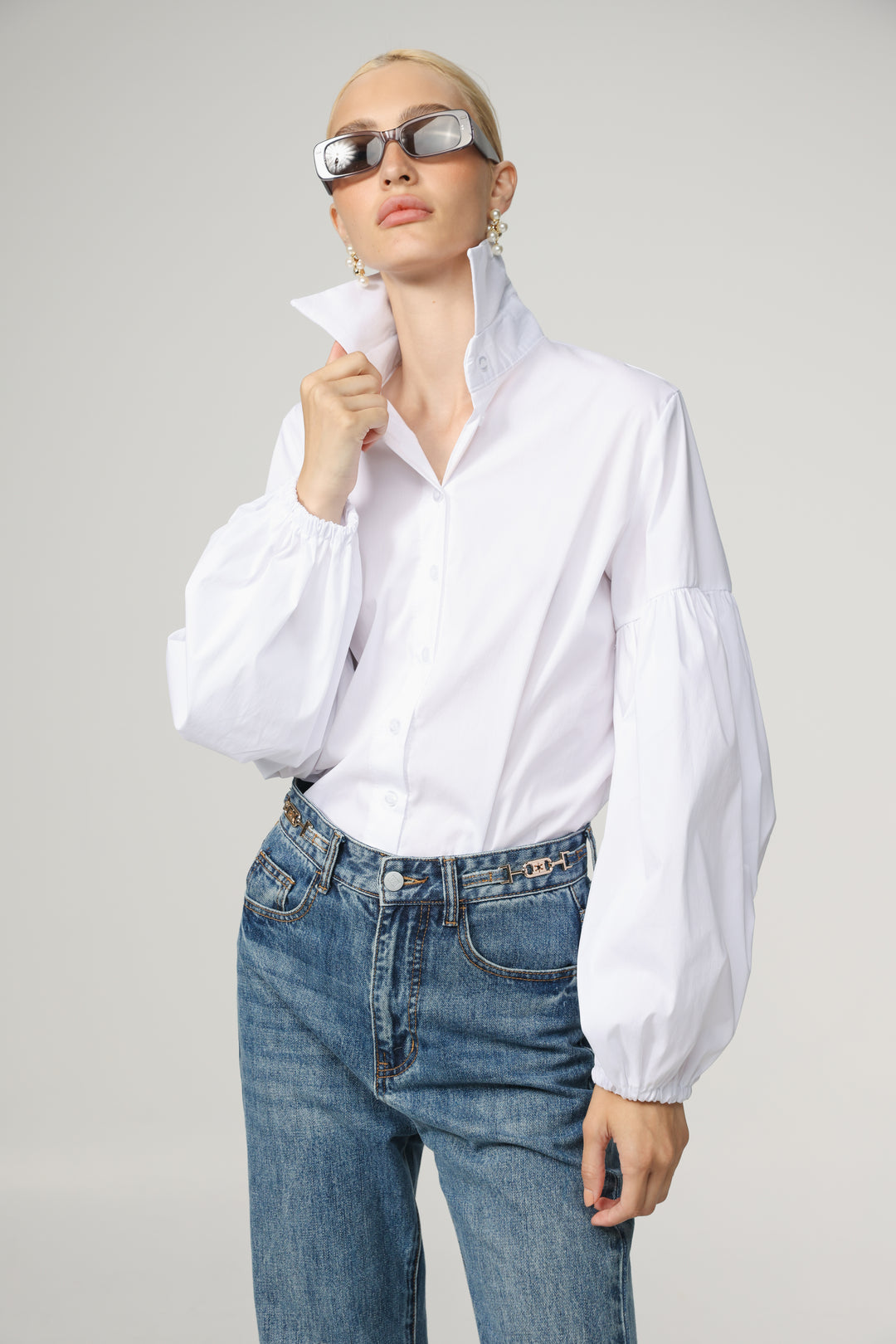 Balloon White Buttoned Shirt