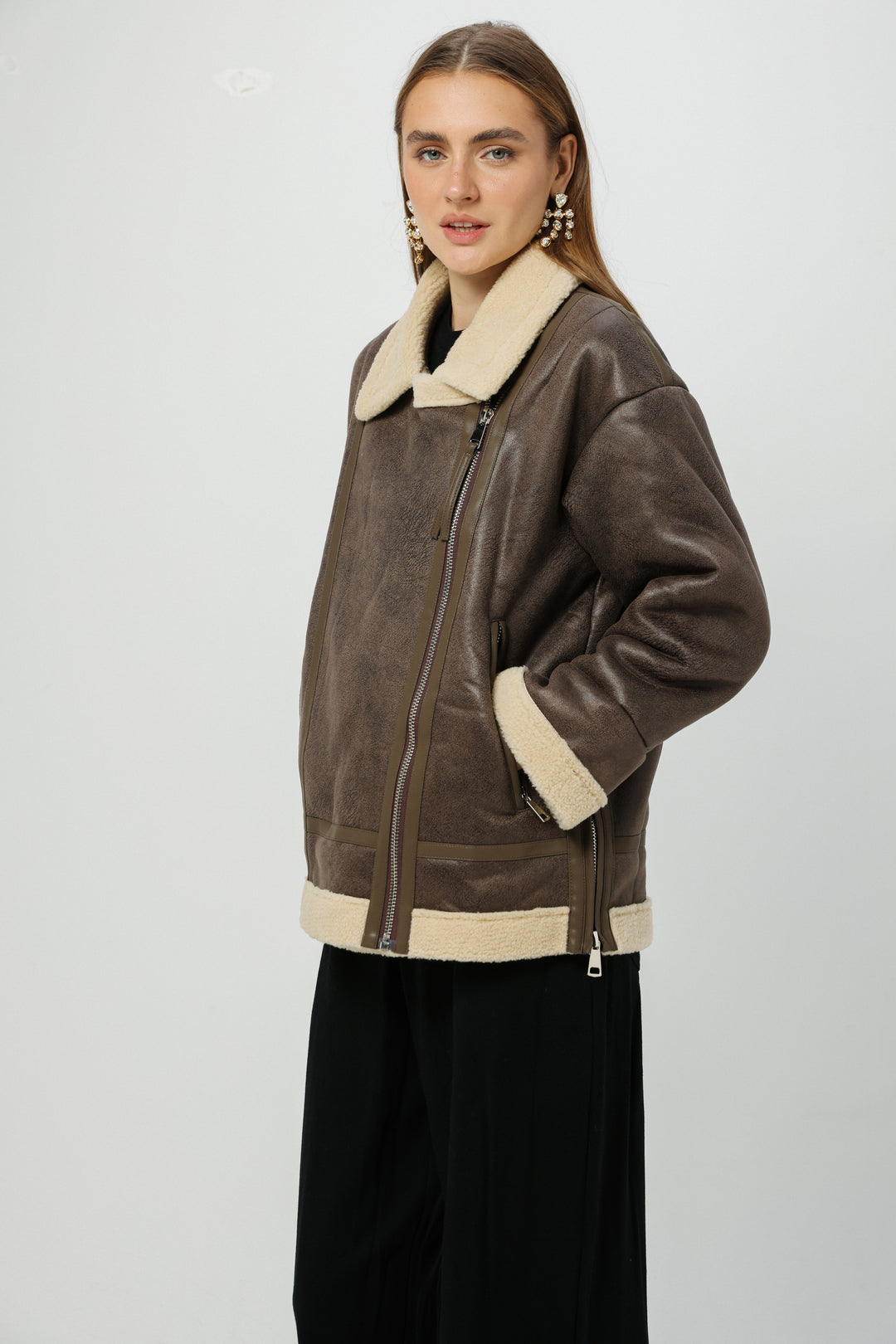 מעיל דמוי עור חום עם כיס צדדי Faux Leather Brown Coat