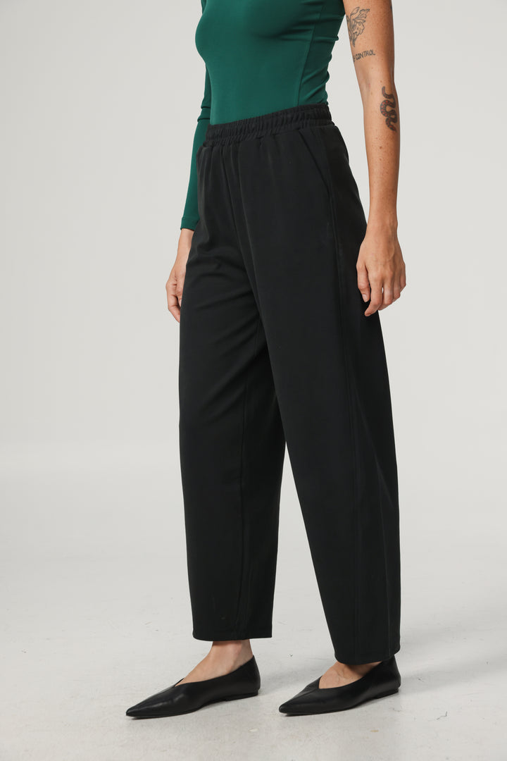 Relaxed Black Bottoms