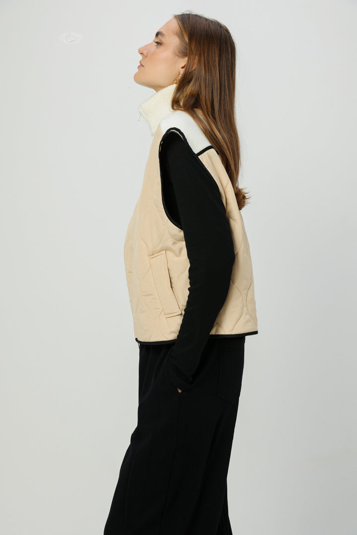 Mixed Cream Quilted Vest