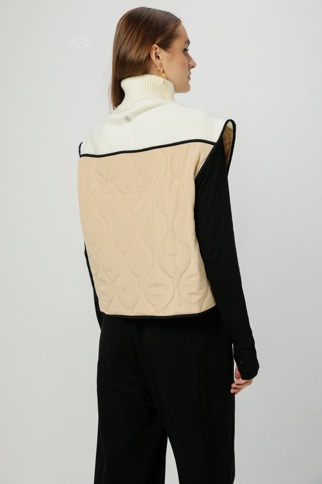 Mixed Cream Quilted Vest