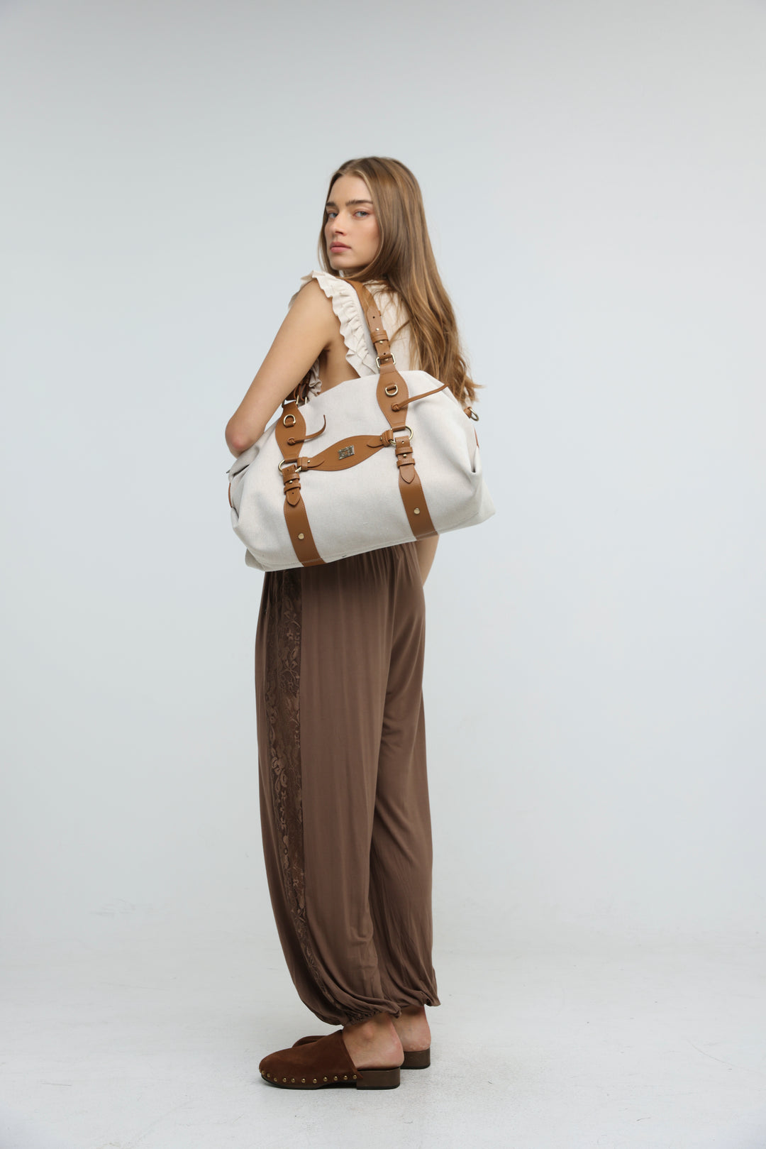 Relocation Cream Bag