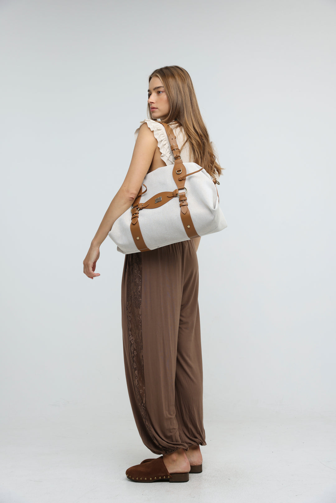 Relocation Cream Bag