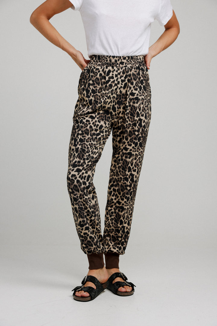 Comfort Leopard Joggers