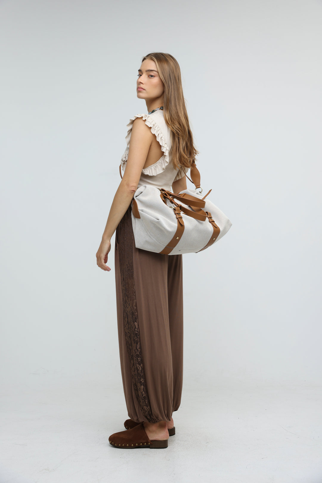 Relocation Cream Bag